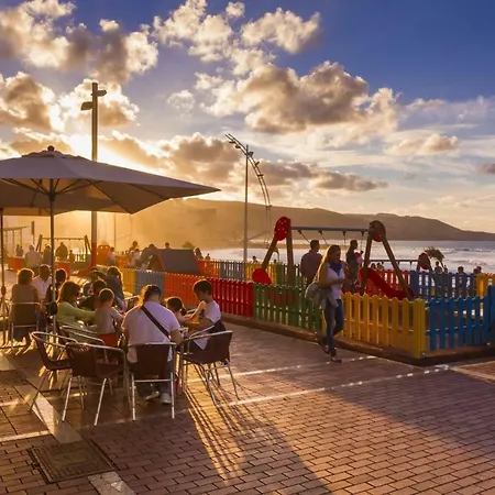 Ponte Las Cholas Gasthof Las Palmas / Gran Canaria